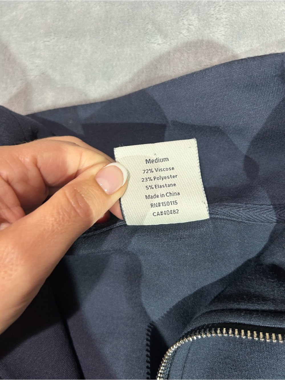 Varley Double Soft Navy Blue Size Medium Sweatshirt - Picture 5 of 7